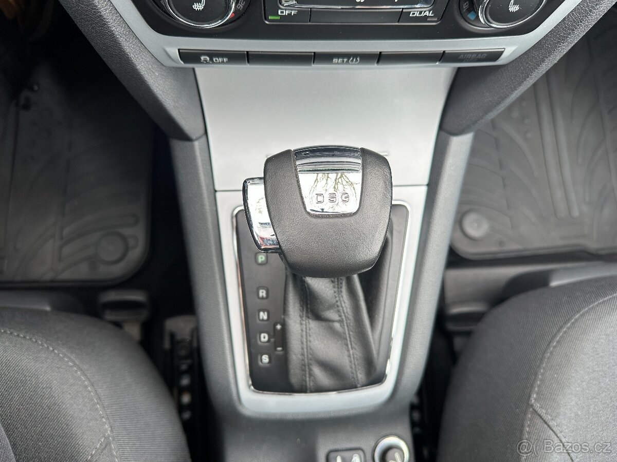 Škoda Octavia 1,4 TSi DSG Serviska, Výhřev - 10