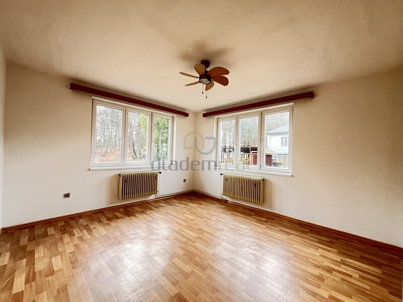 Prodej, rodinný dům se zahradou 606 m2 - Jindřichův Hradec - - 10