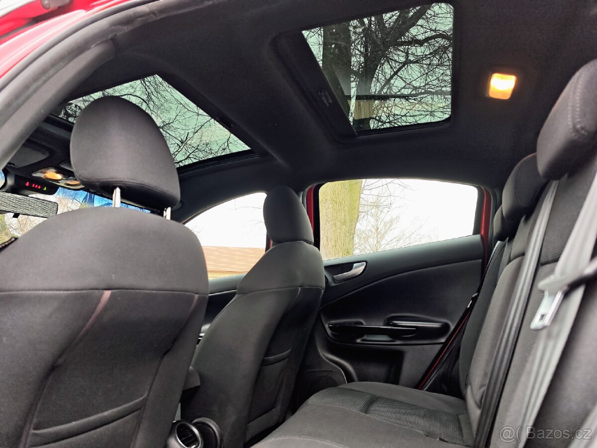 Alfa Romeo giulietta 1.4 multiair 125 kW - 10