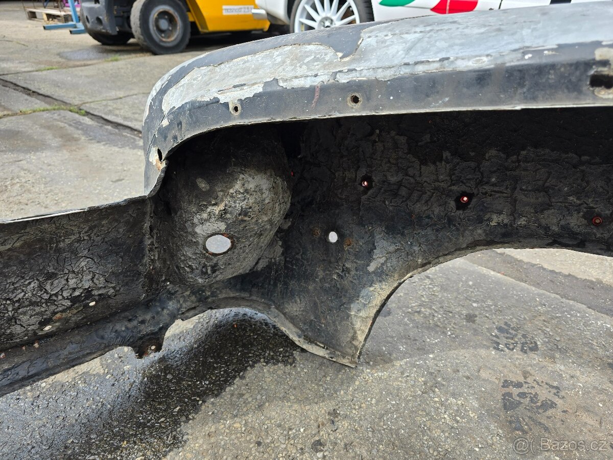 MERCEDES W108 W109 POZINKOVANÉ PŘEDNÍ BLATNÍKY PRAVÝ LEVÝ - 10