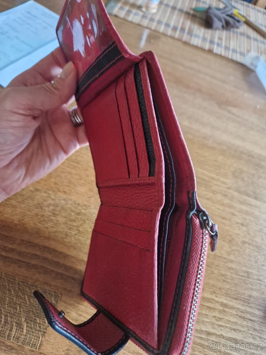 Damská kožená peněženka Lagen - 10