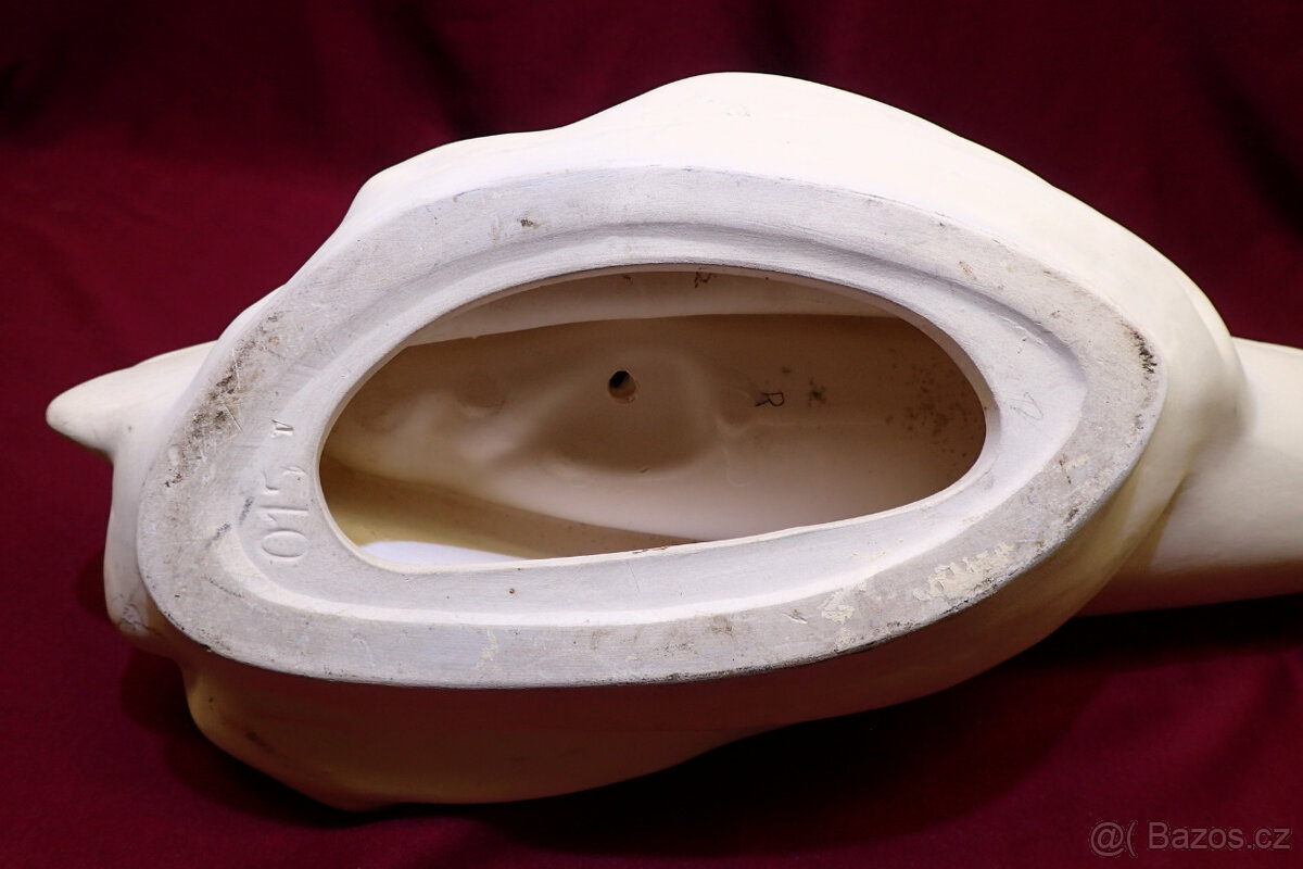 Kánoista na divoké vodě - socha - Bechyně - 10