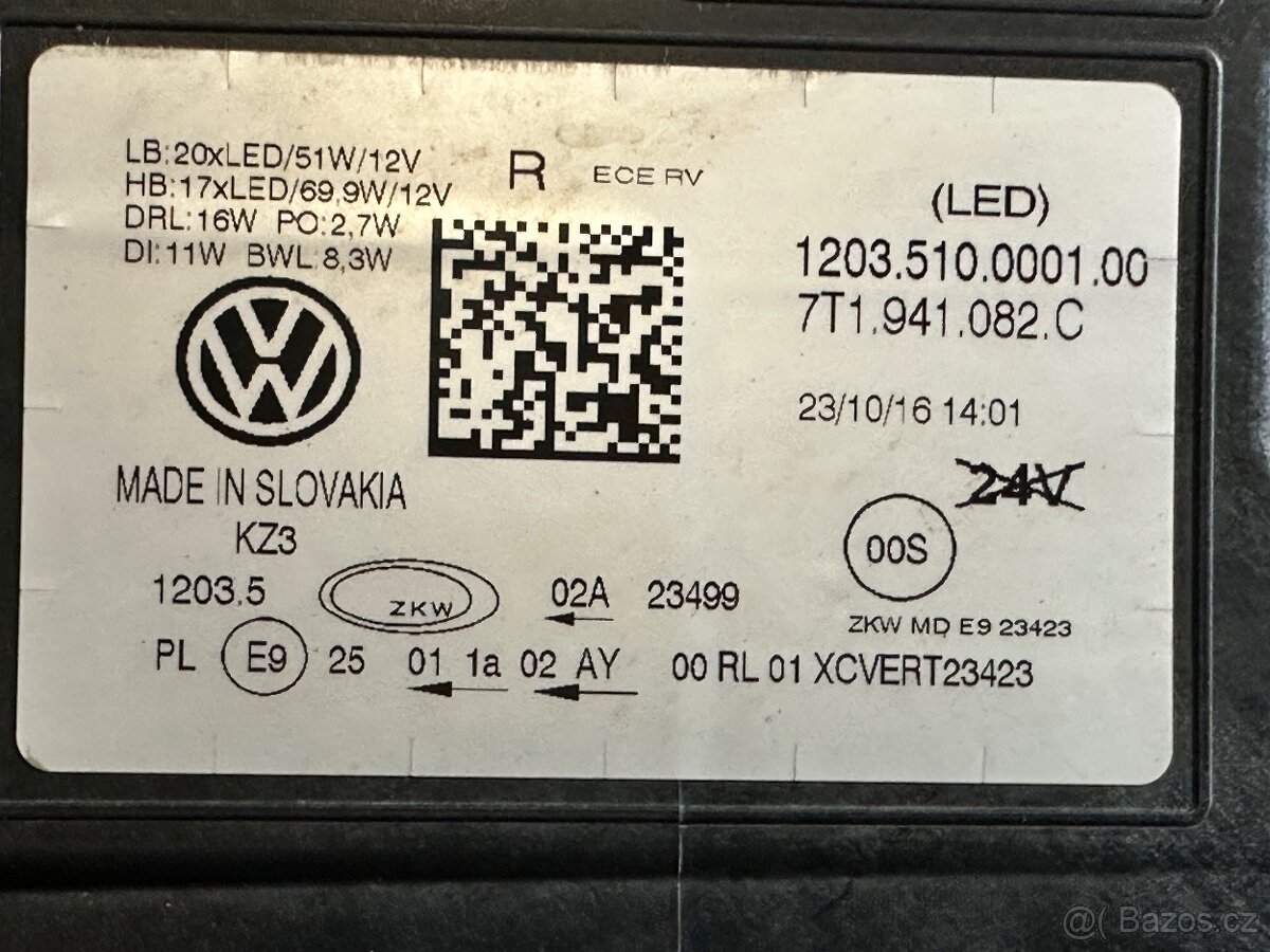 VW Multivan T7 pravý full led - 10