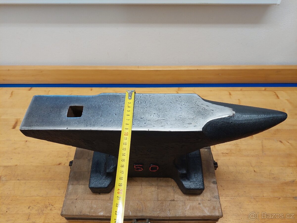 Kovářská kovadlina 50kg - 10
