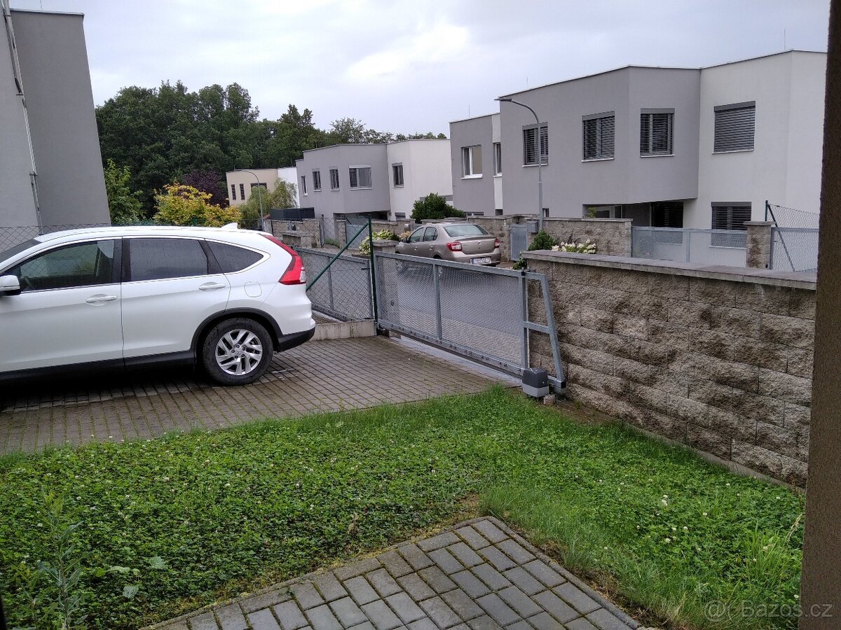 Prodej domu 5+kk, rezidence Kudlov-Zlín. - 10