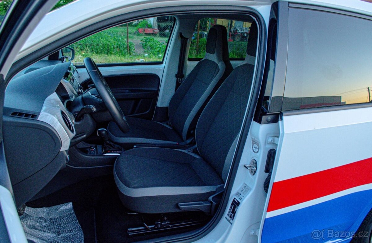 Volkswagen e-UP 2023 - 10