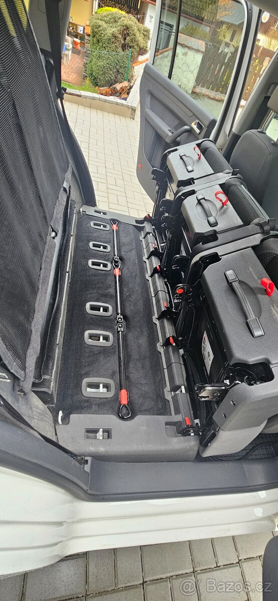 Volkswagen Touran 1.6 TDI 77 KW - 10