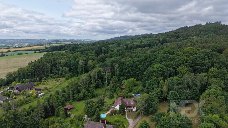 Prodej rodinného domu s velkou zahradou v obci Rybníček - 10