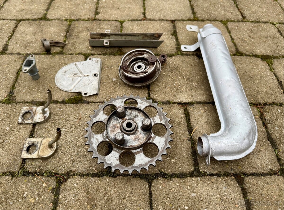 Jawa 50 Jawetta, Stadion - díly - 10