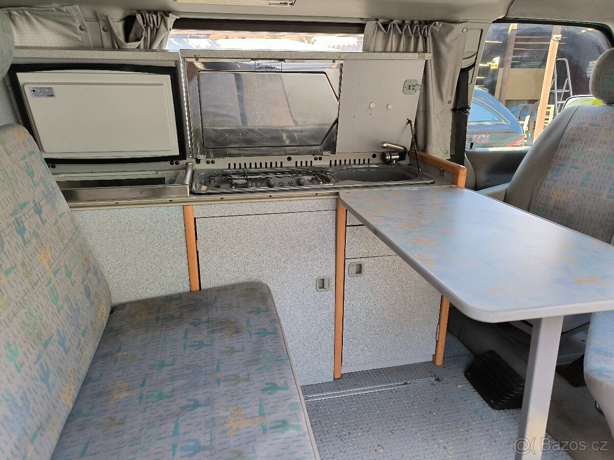 Obytné auto originál VW California 2,5TDi - 10