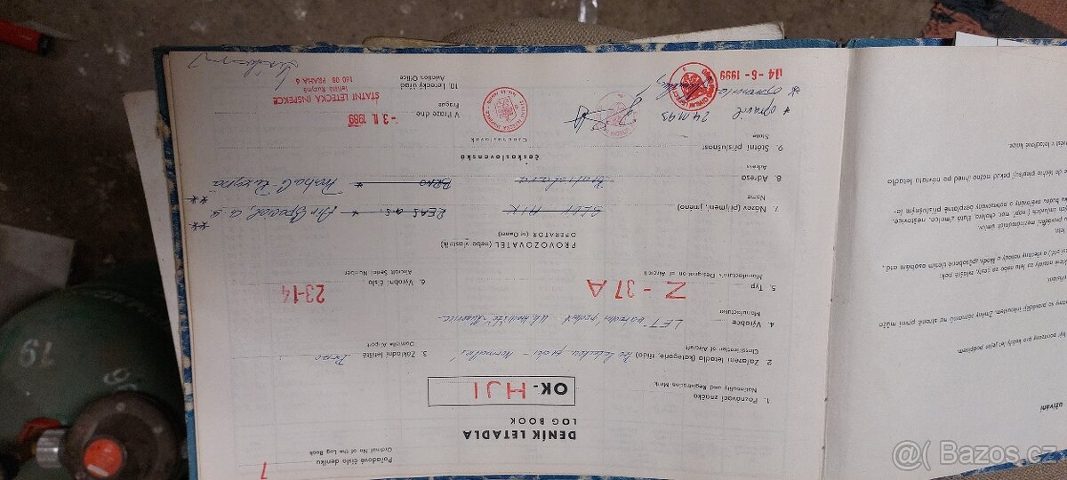 Čmelák- zlin z37 - 10