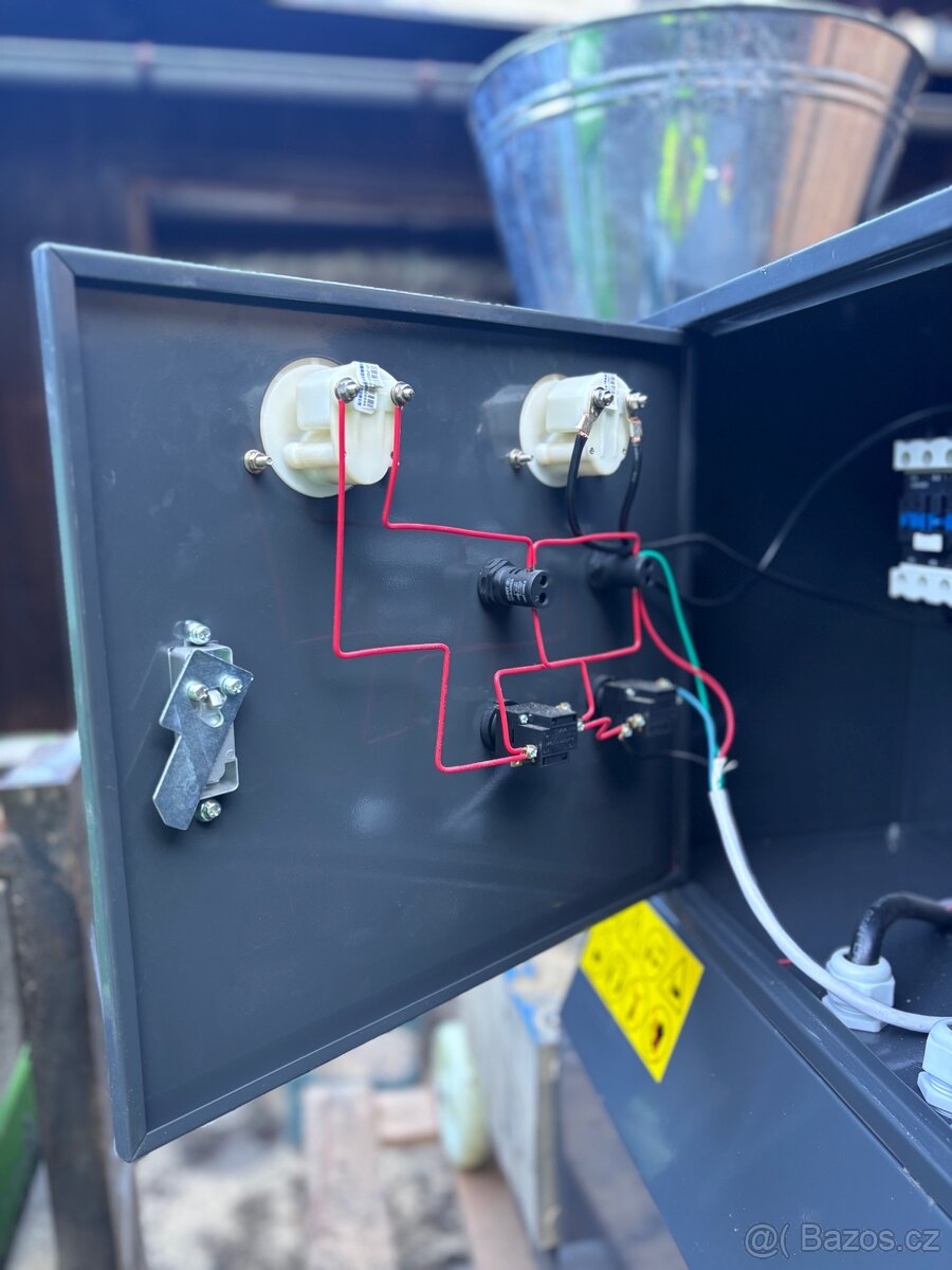 Peletovací Lis - 10