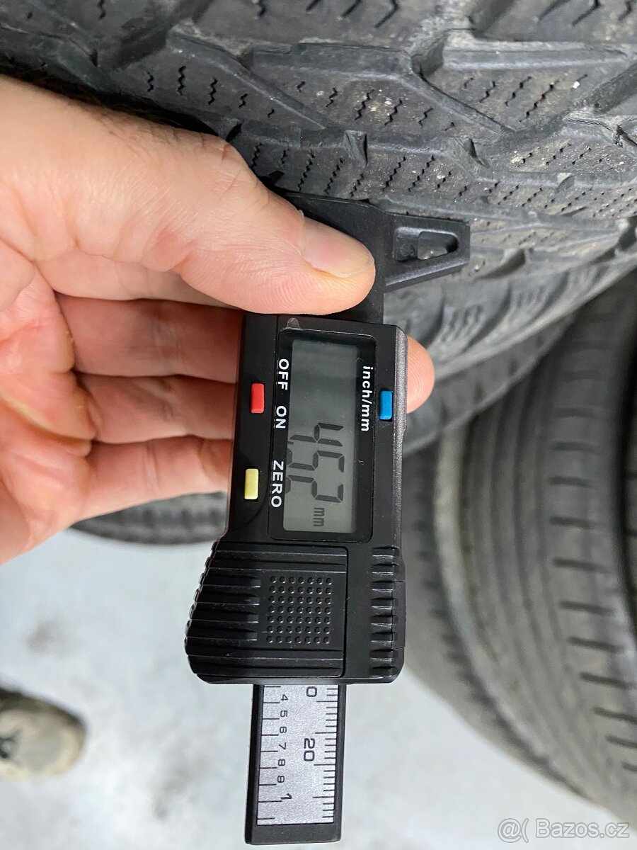 Set zimních pneu Nokian WR D4 na dojetí 165/60R15 - 10