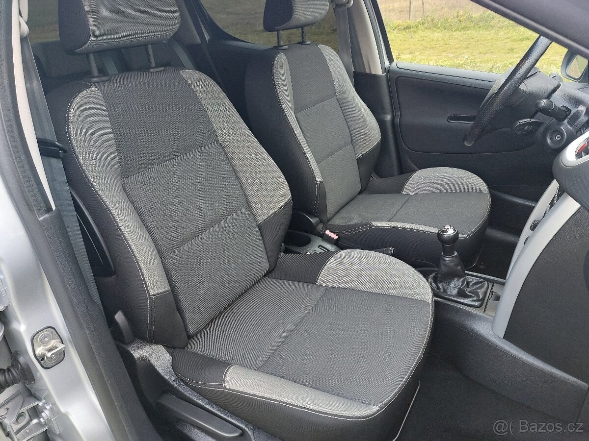 Peugeot 207 1.4 8v / Klima / 83tis.km / Nová STK / 2011 - 10