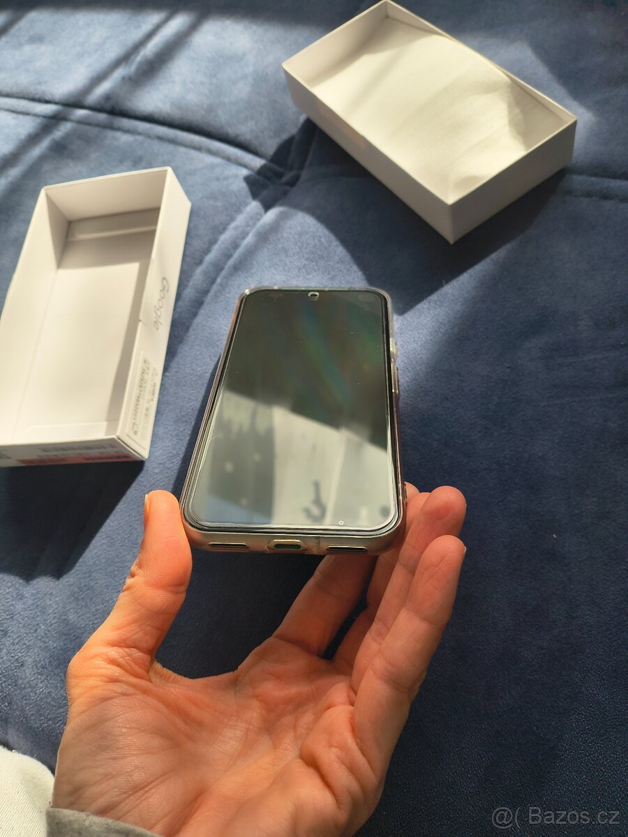 Zanovni Google Pixel 8a - 10