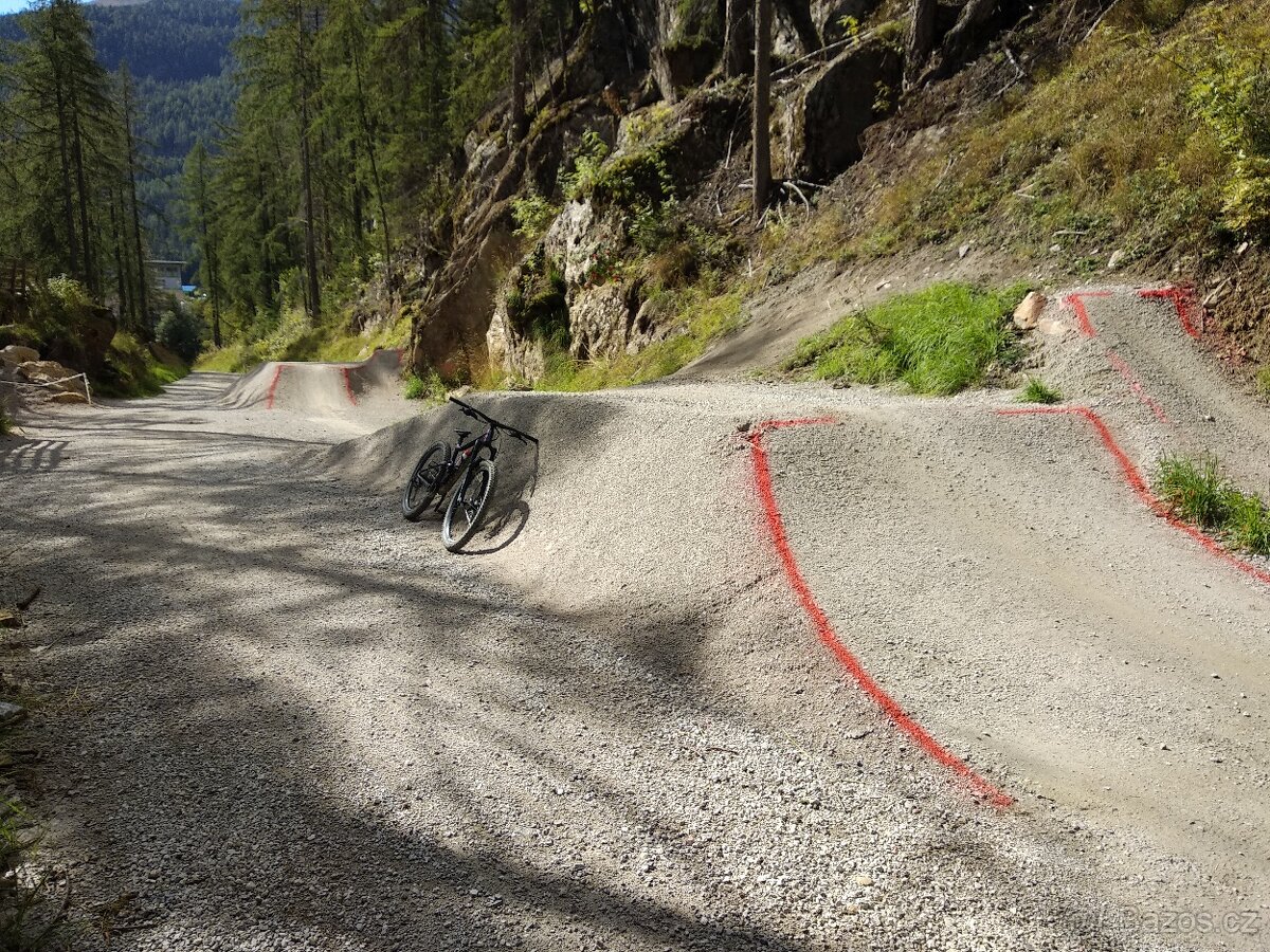 Giant REIGN 29 1 2020 - 10