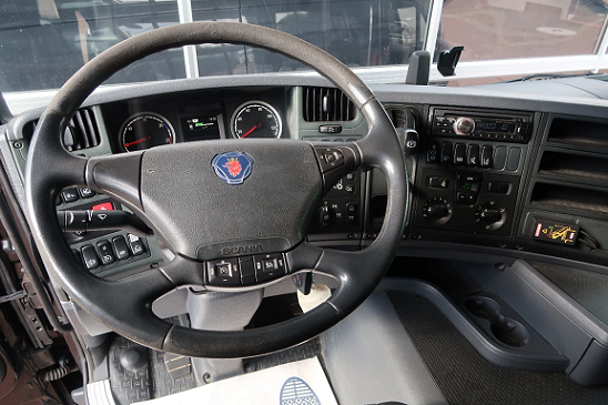 Scania G450 8x4 - sklápěč s hydraulickou rukou Fassi - 10