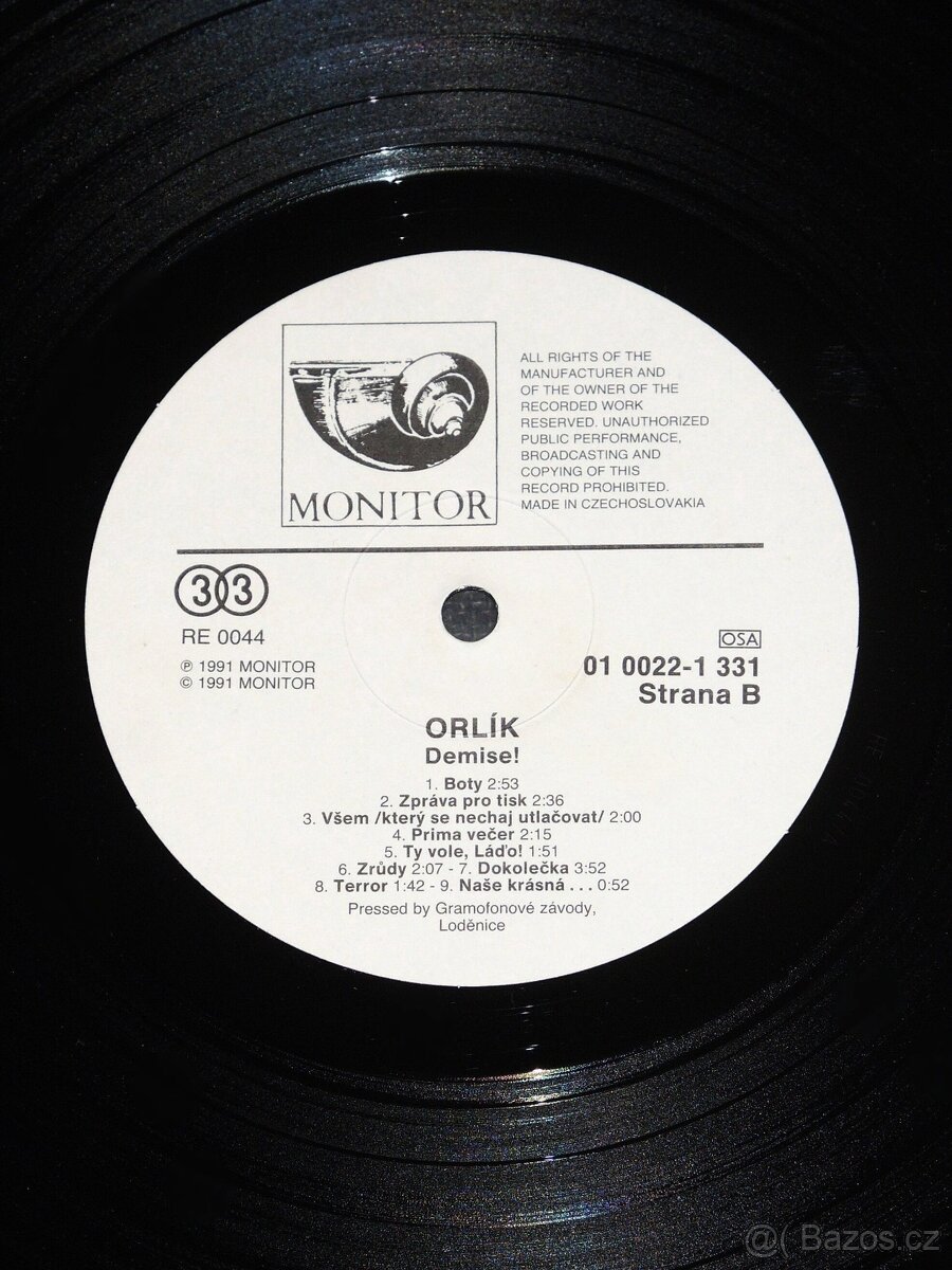Prodám jako komplet dvě LP desky Orlík - Oi + Demise - 10