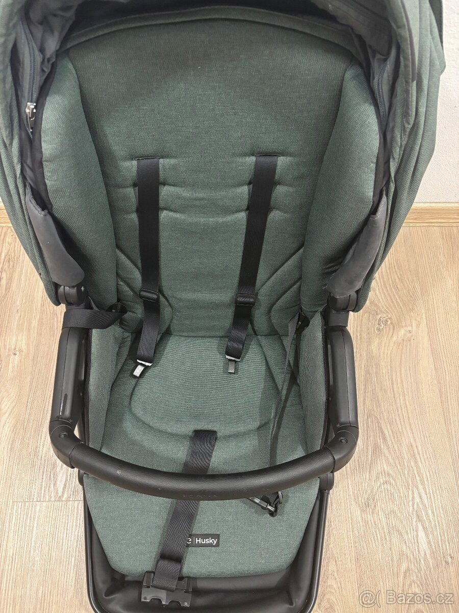 Dětský kombinovaný kočárek - 10