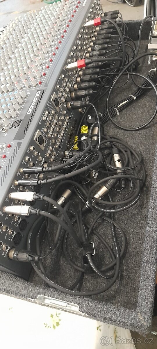 Mixážní pult ALLEN & HEATH GL2400 - 10