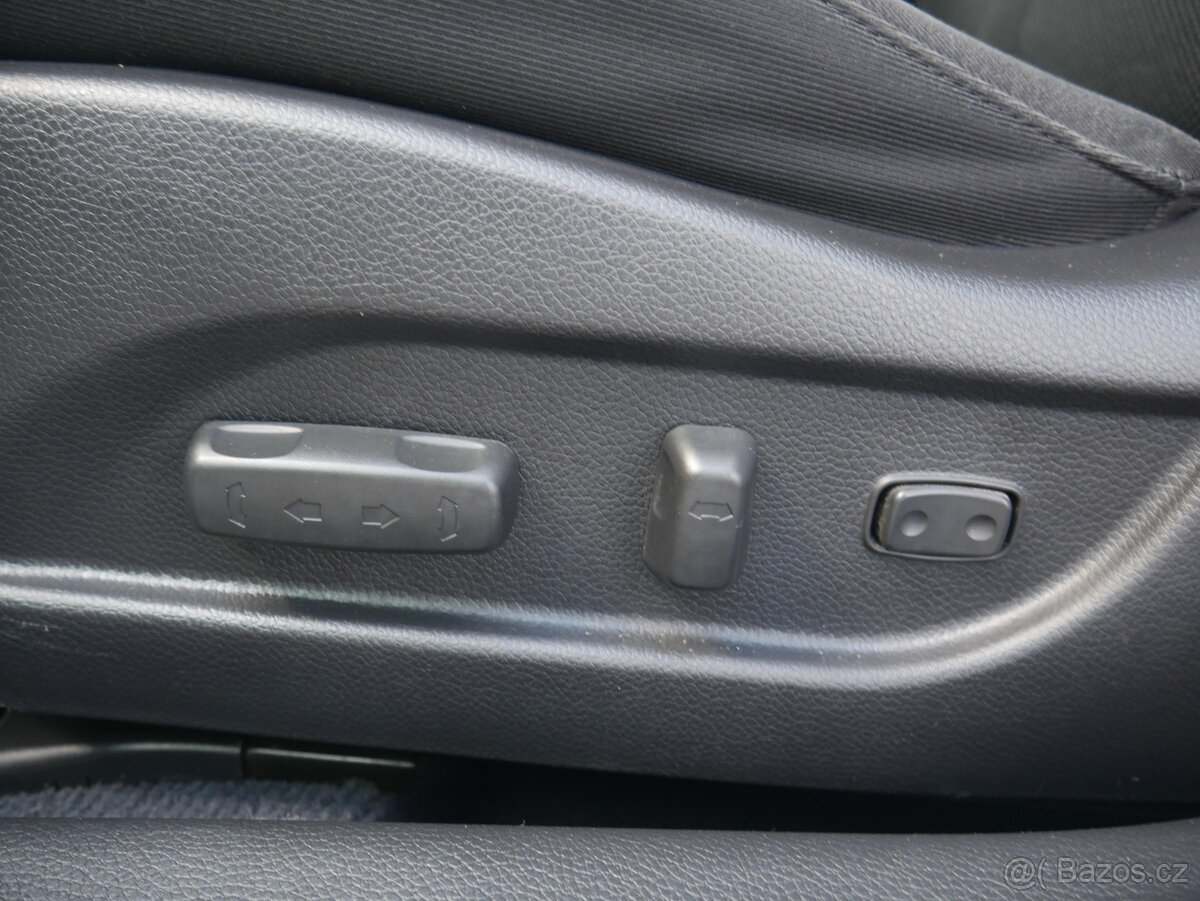 Hyundai I40 1.7 CRDi , 100 kW nafta, 2012 - 10