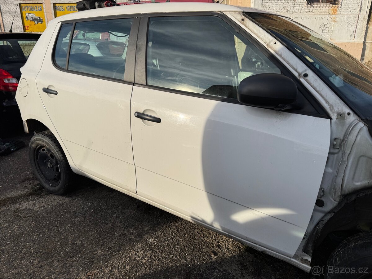Škoda Fabia II Dveře - 10