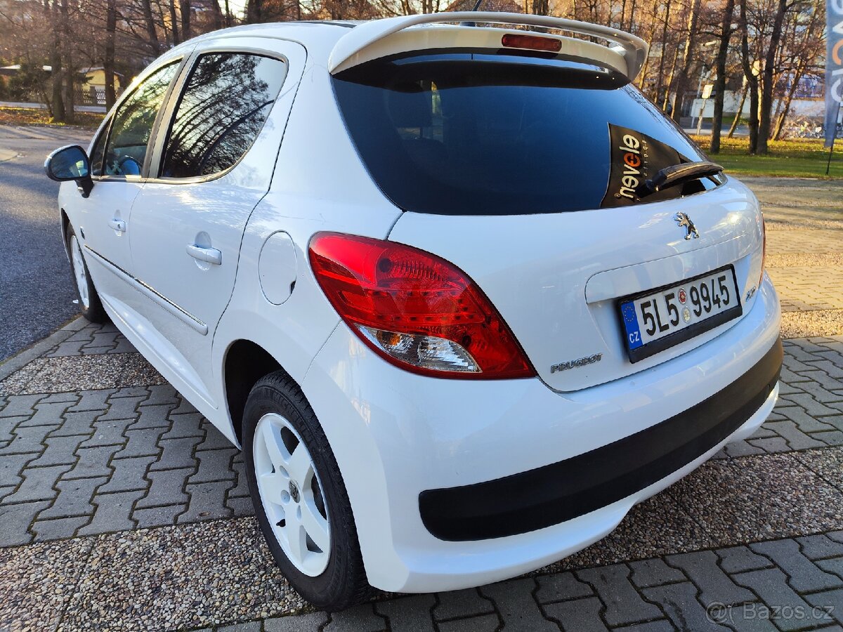 Peugeot 207 Envy Edition 1,4i, 2012, Panorama - 10