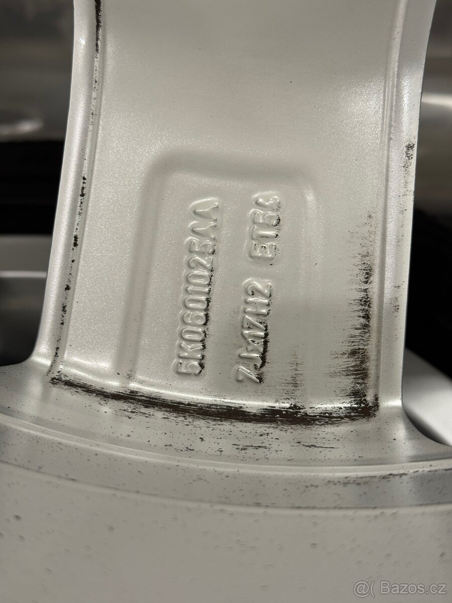 225/45 R17 letní sada VW Golf 6 . Pneu jako nový - 10