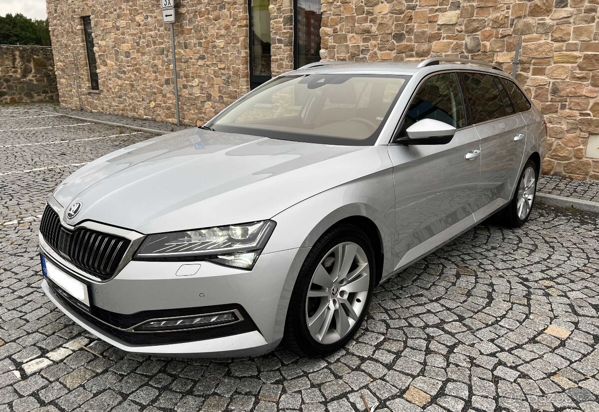 Pronájem auta Škoda | VW - UBER | BOLT | LIFTAGO | TAXI - 10