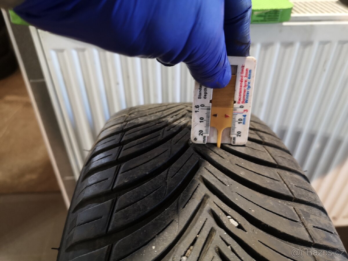 Citroen Berlingo, C4 alu + celoroční 185/65/15. - 10