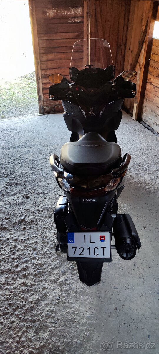 Honda Forza 125 r.2016 - 10