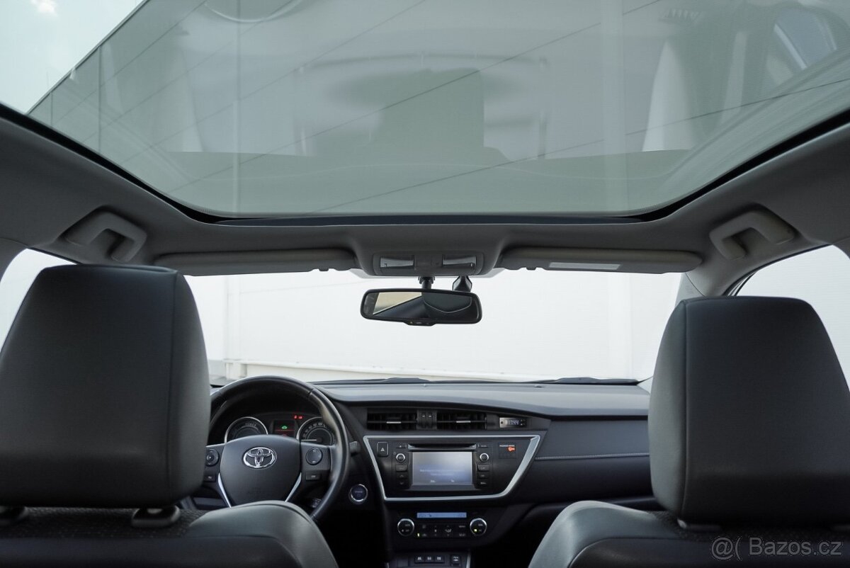 Toyota Auris 1.8i/Hybrid/Pano/NAVI/ - 10