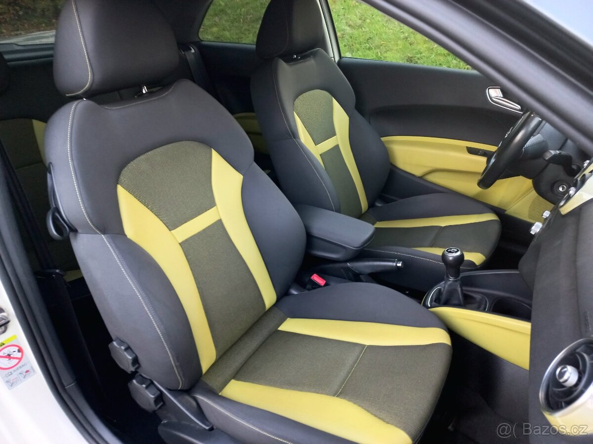 Audi A1 1.2tfsi,114tkm,Klima,Tempo,Navi,Výhřev,Nová TK - 10