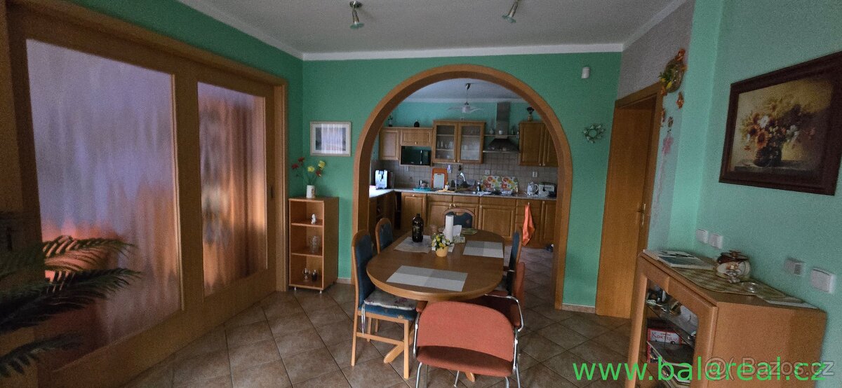 5+ KK Brno Řečkovice Mokrá Hora se zahradou 400 m2 a garáží - 10