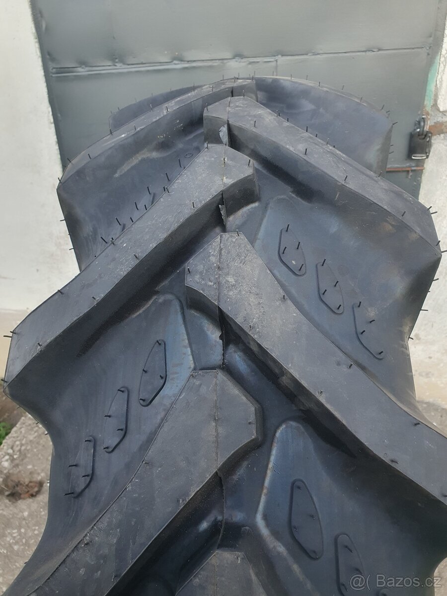 Pneu BKT 16,9 - 28...8 pláten - 10