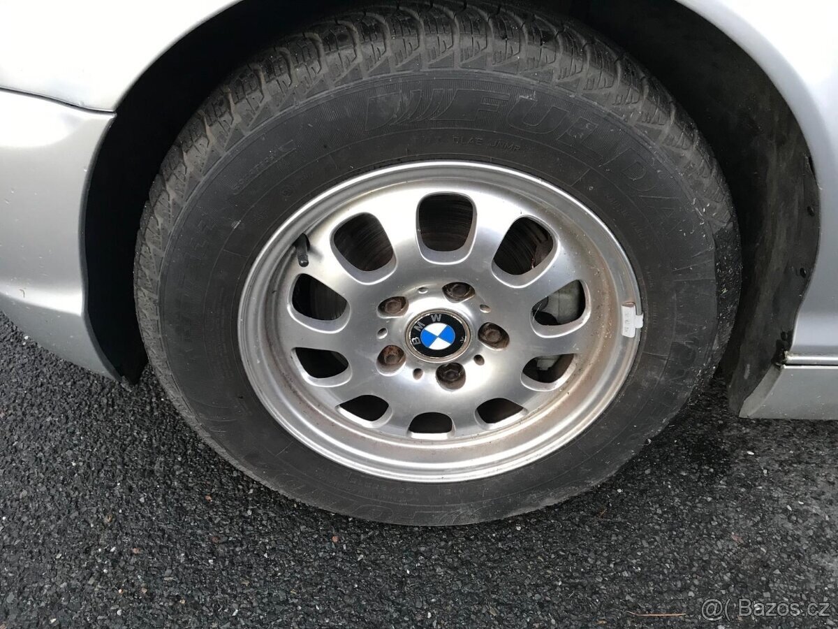 BMW 318d Touring Facelift E46 - 10