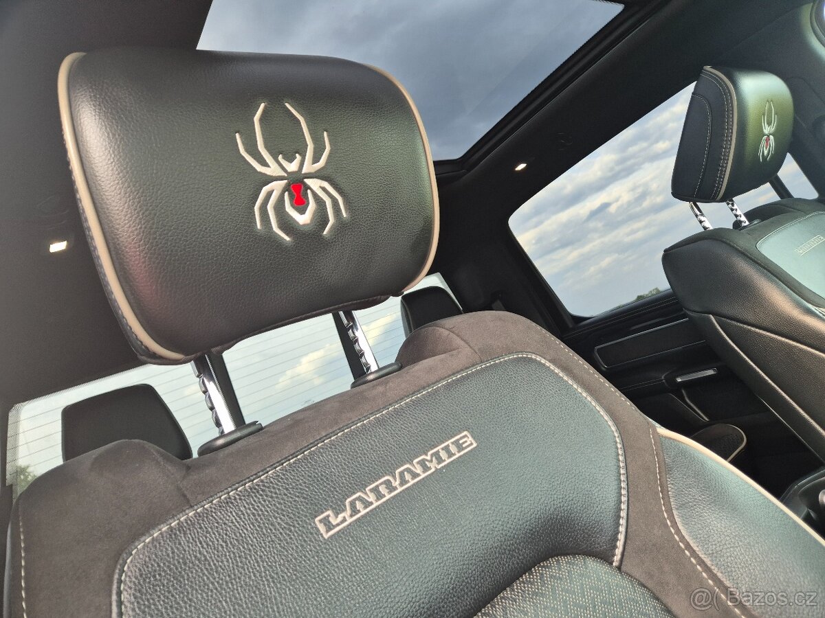 DODGE RAM 1500 5,7 HEMI BLACK WIDOW 39000km - 10