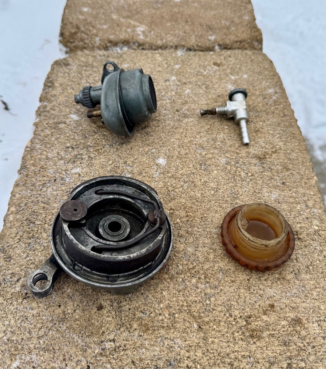 Stadion, Jawa Jawetta - dily - 10