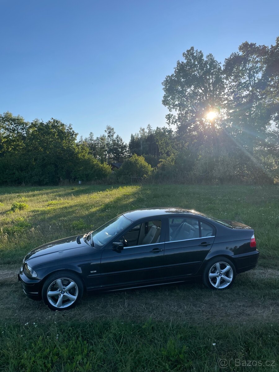 BMW 330i E46 - 10