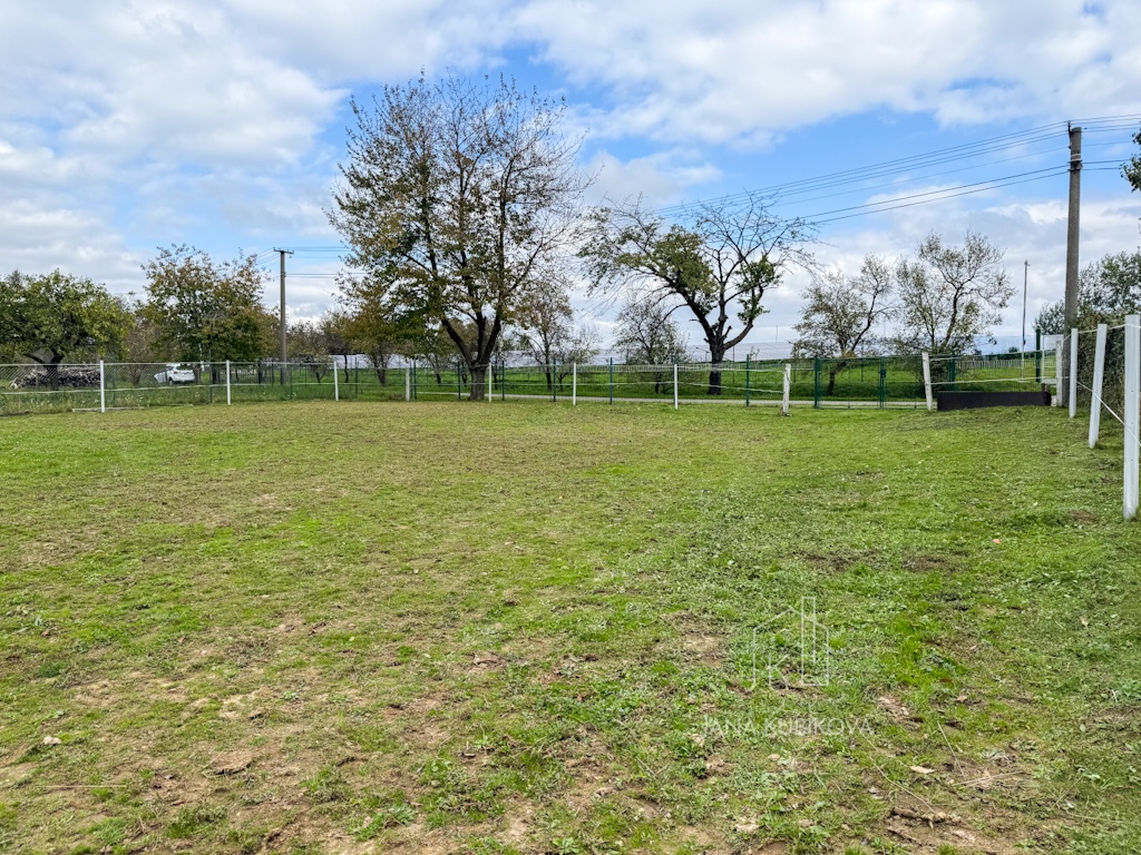 Pozemek vhodný k výstavbě rodinného domu, 651 m² - 10