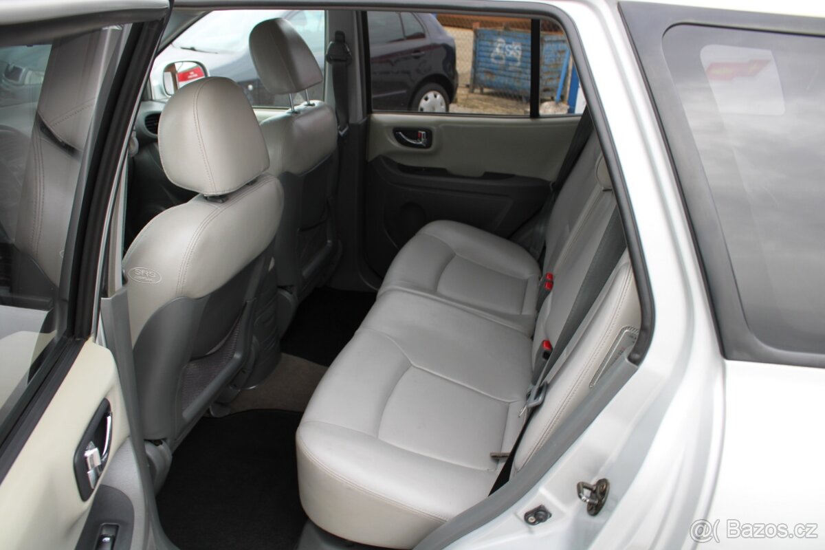 Hyundai Santa Fe 2.4i KLIMA TEMPOMAT EL.OKNA - 10