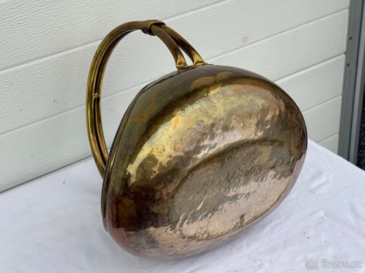 Starožitný stojan na třísky ke krbu kamnům mosaz - 10