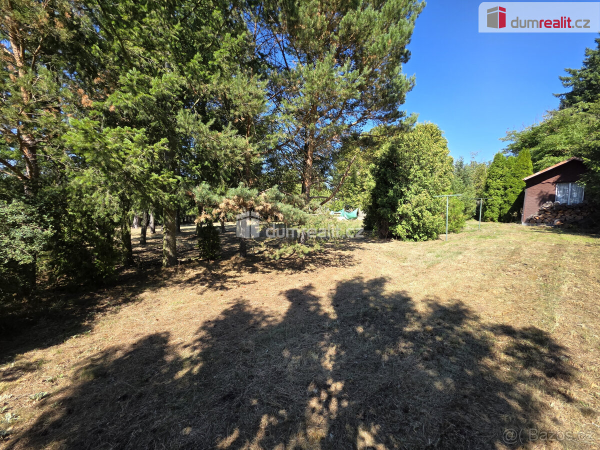 Prodej pozemku 1411m2, - 10