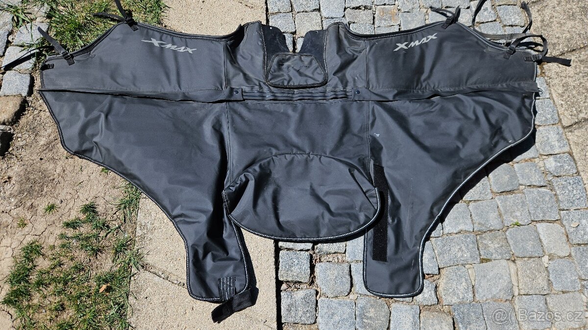 Yamaha Xmax Tech 125 - 10