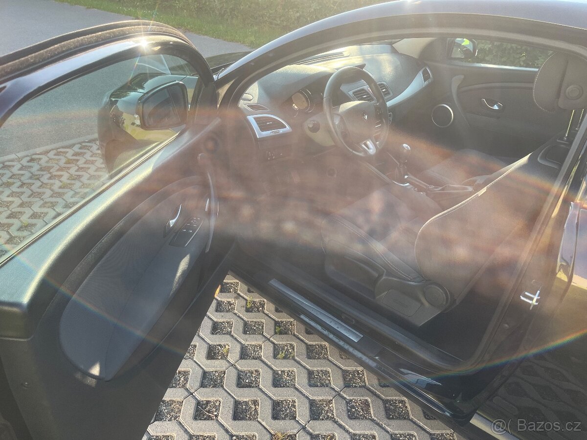 mégane coupé III - 10