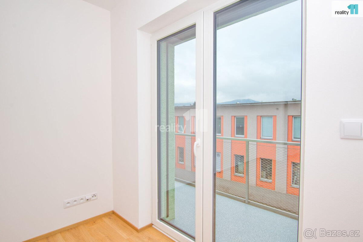Pronájem bytu 2+kk, 55 m2 Liberec - 10
