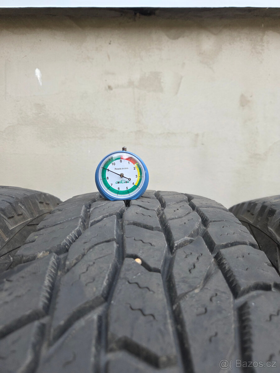 4ks Cooper Discoverer AT3 LT 235/85 R16 120R - 10