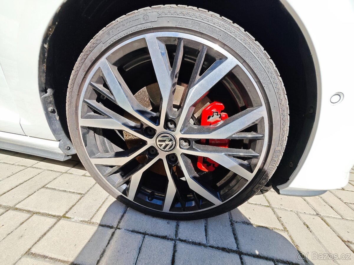 Prodám VW Golf 7 GTI Performance 2014 - 10
