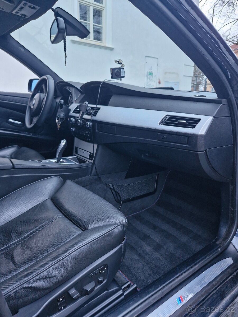 Bmw e60 525d facelift - 10