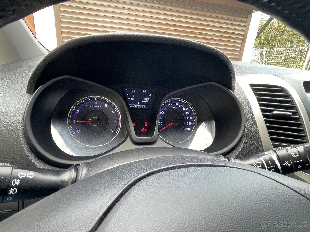 Hyundai IX20 1.4i+LPG - 10
